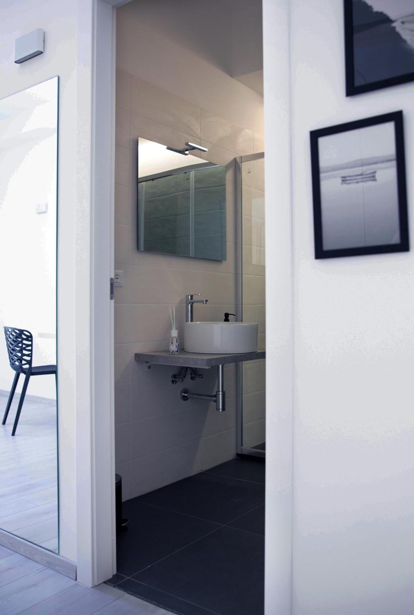 Affittacamere Mani - Camere Con Bagno Privato Gela Exterior foto