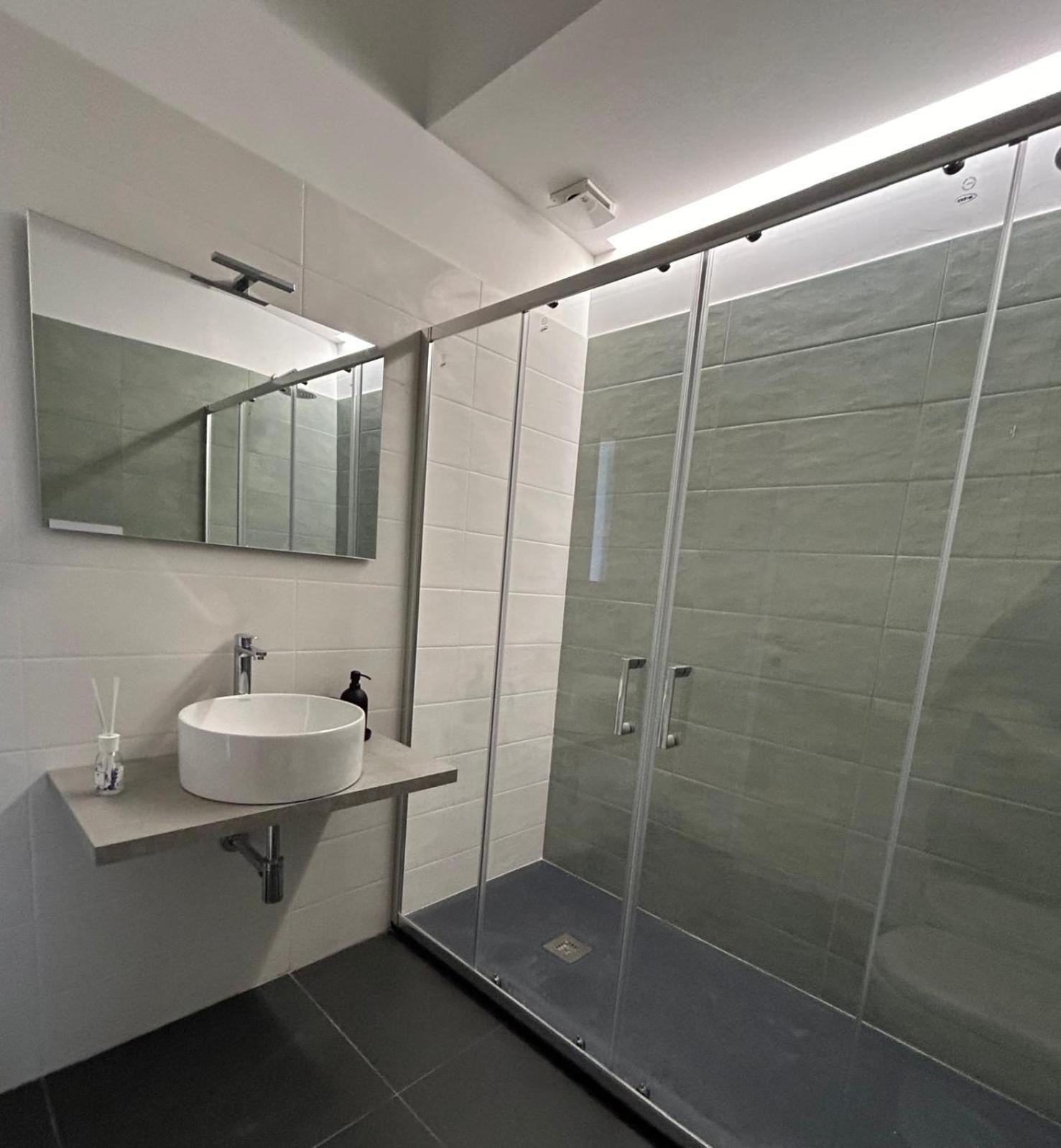 Affittacamere Mani - Camere Con Bagno Privato Gela Exterior foto