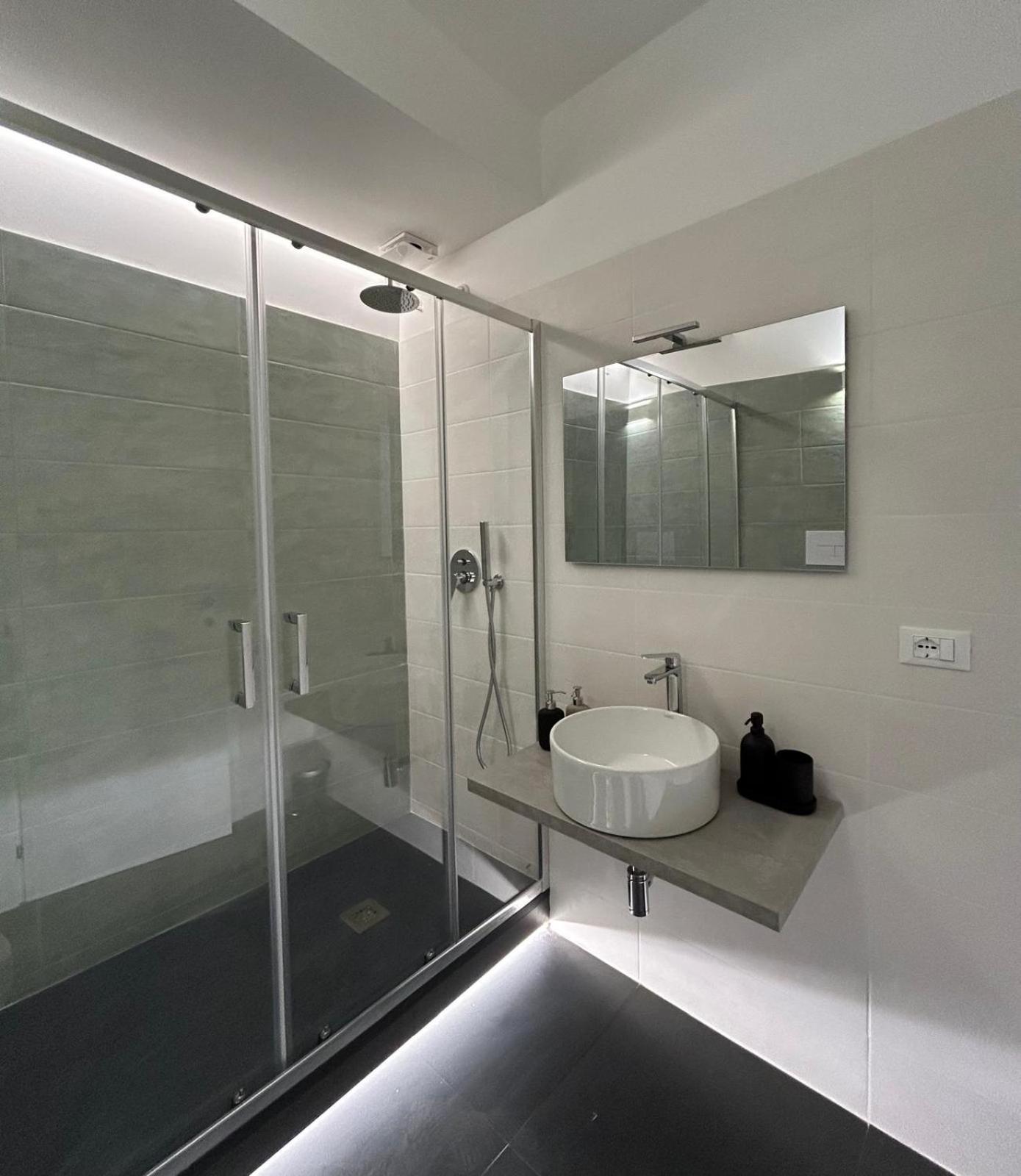 Affittacamere Mani - Camere Con Bagno Privato Gela Exterior foto