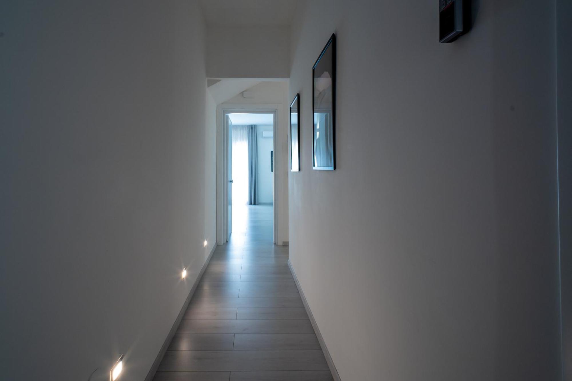 Affittacamere Mani - Camere Con Bagno Privato Gela Exterior foto