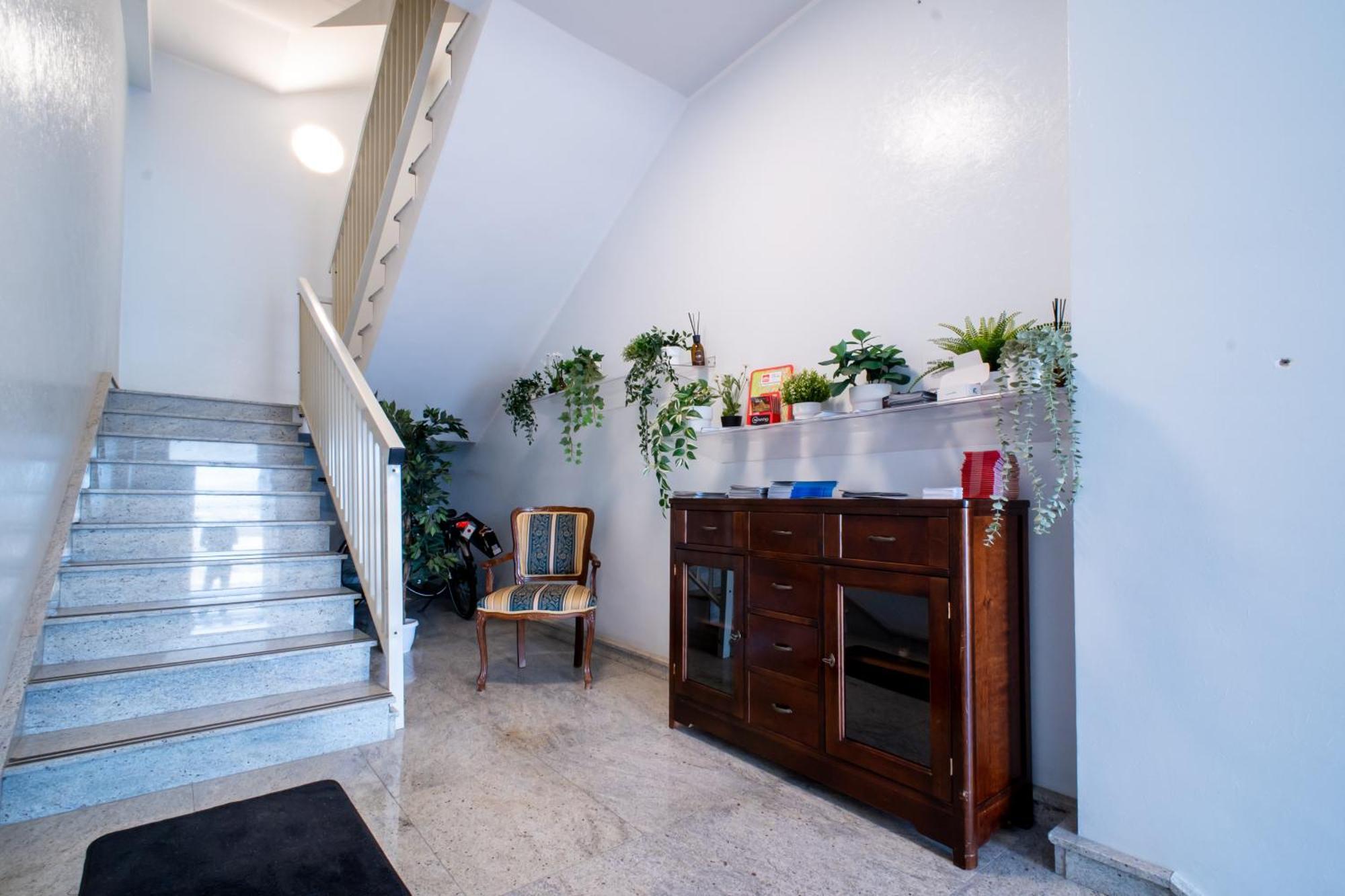 Affittacamere Mani - Camere Con Bagno Privato Gela Exterior foto