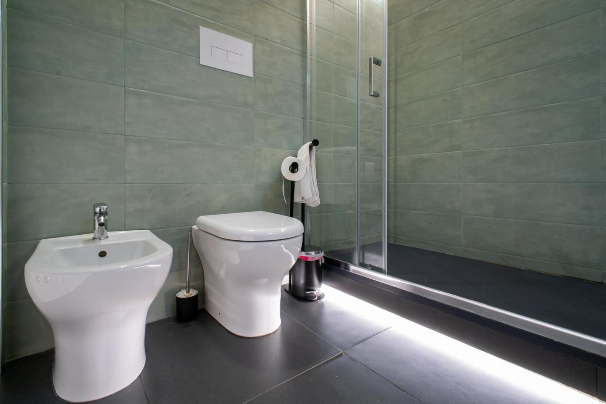 Affittacamere Mani - Camere Con Bagno Privato Gela Exterior foto