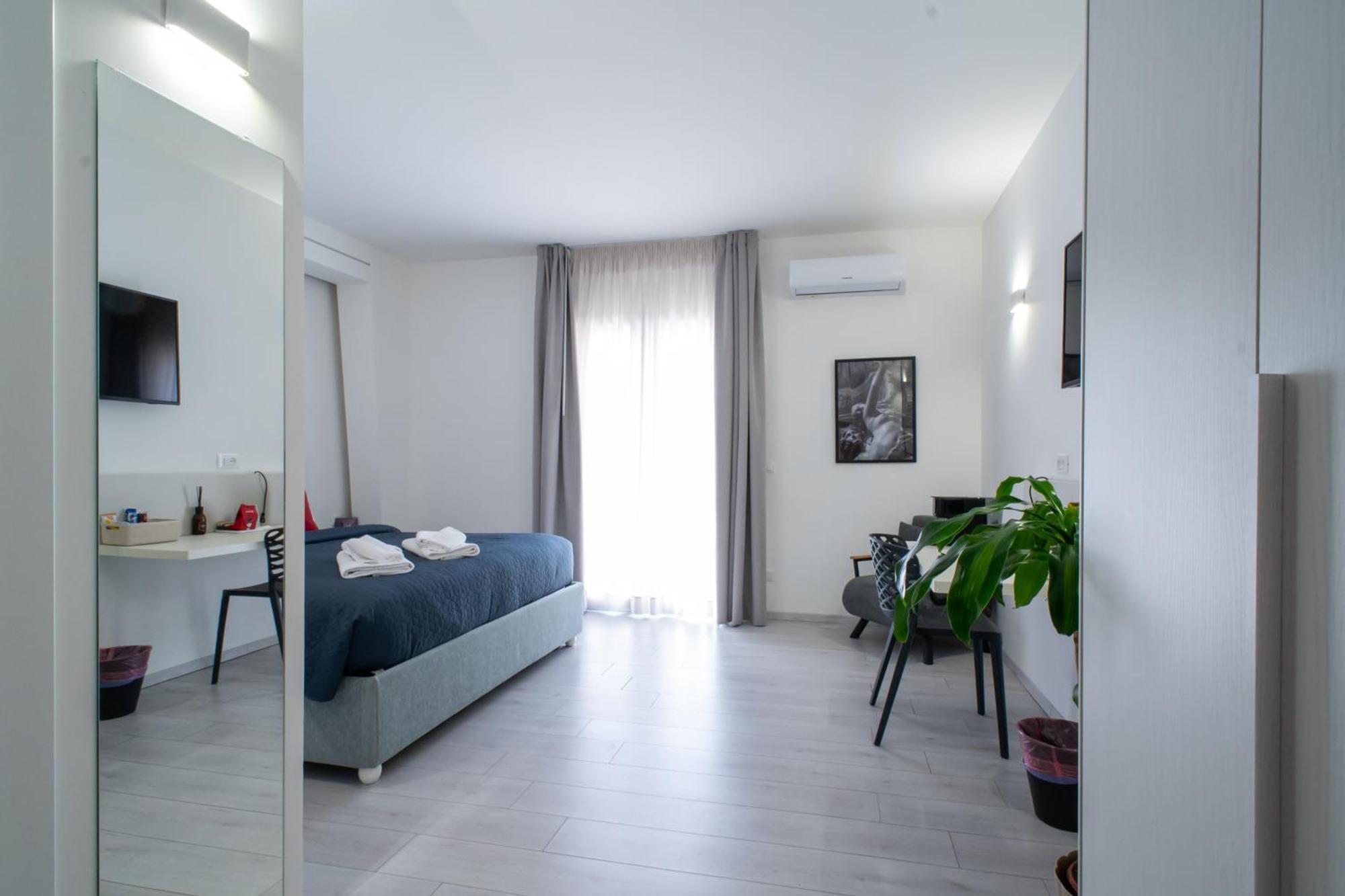 Affittacamere Mani - Camere Con Bagno Privato Gela Exterior foto